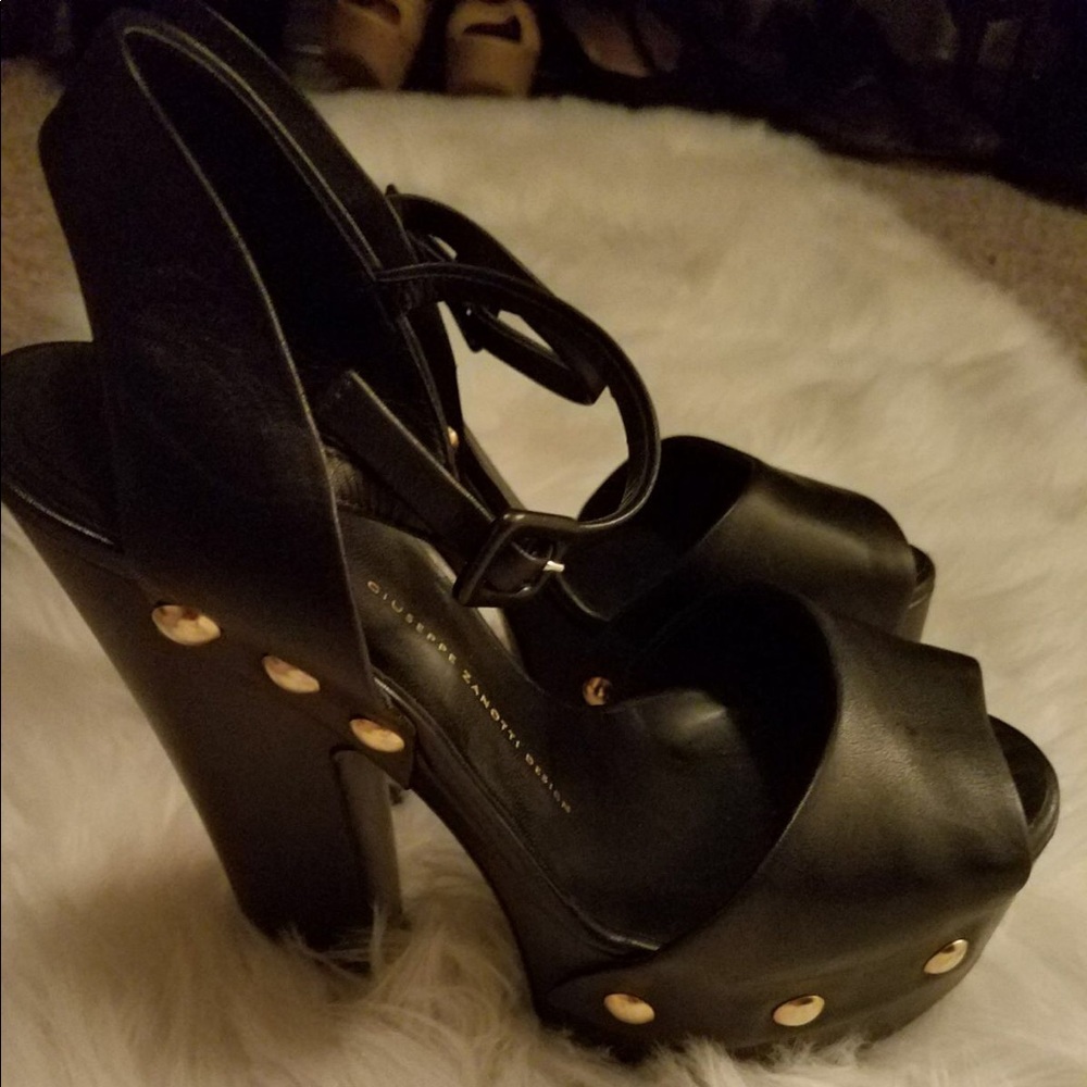 Giuseppe Zanotti Sandals